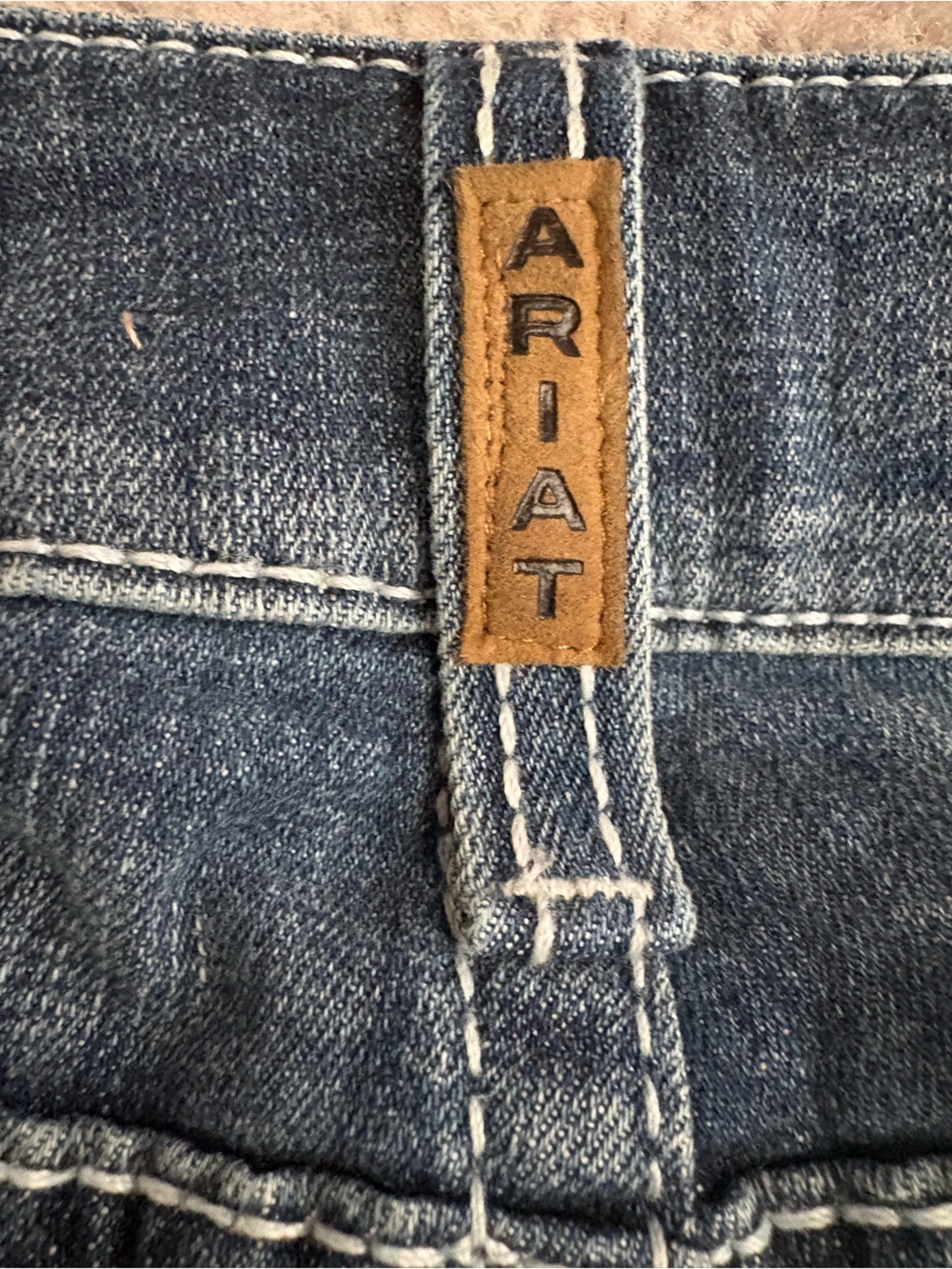 Ariat Jeans - Picture 4 of 5